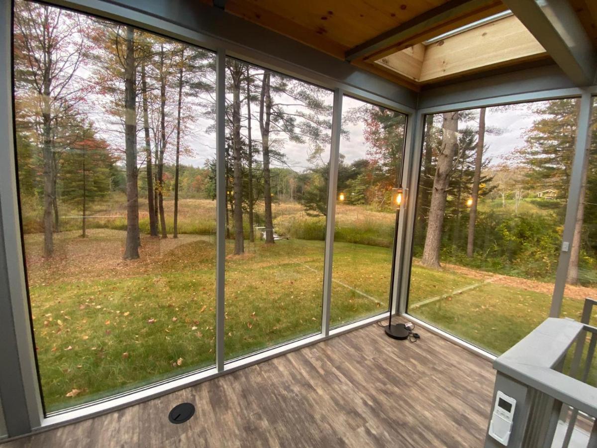 Вилла Vermont Mirror House Guilford Экстерьер фото