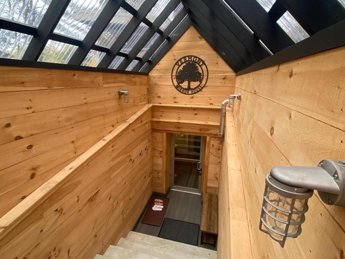 Вилла Vermont Mirror House Guilford Экстерьер фото